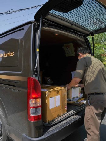 ส่งของไปต่างประเทศ กับ UPS Express